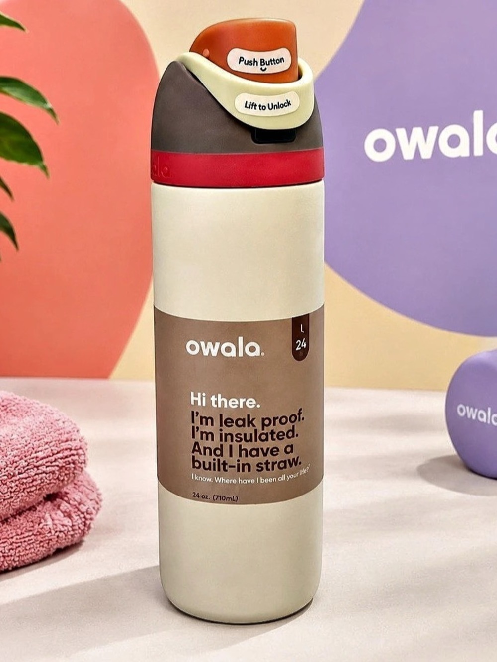 Owala FreeSip 24 oz Insulated Bottle in Cream